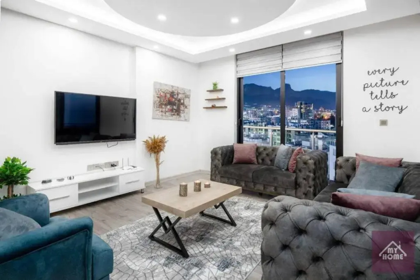 Luxury Full Sea & Mountain View Penthouses — отель с удобным расположением в Кирения