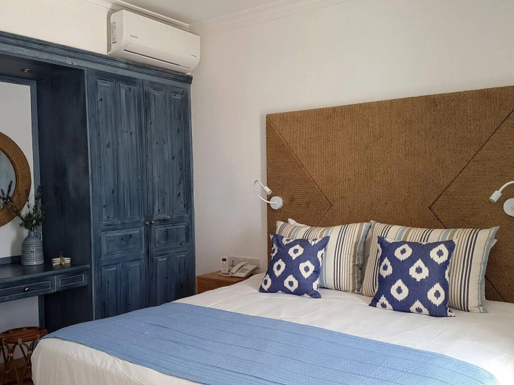 Цены на Nausicaa Luxury Villas By Louis Hotels в Протарас