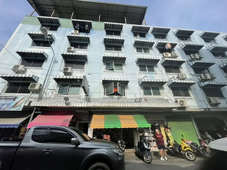 OYO 75494 President Apartment — комфортный отель в Паттайе