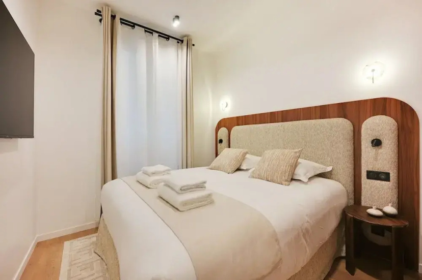 Chic Apartment - 1br/4p -ac- Marais/vosges — забронировать отель в Париже