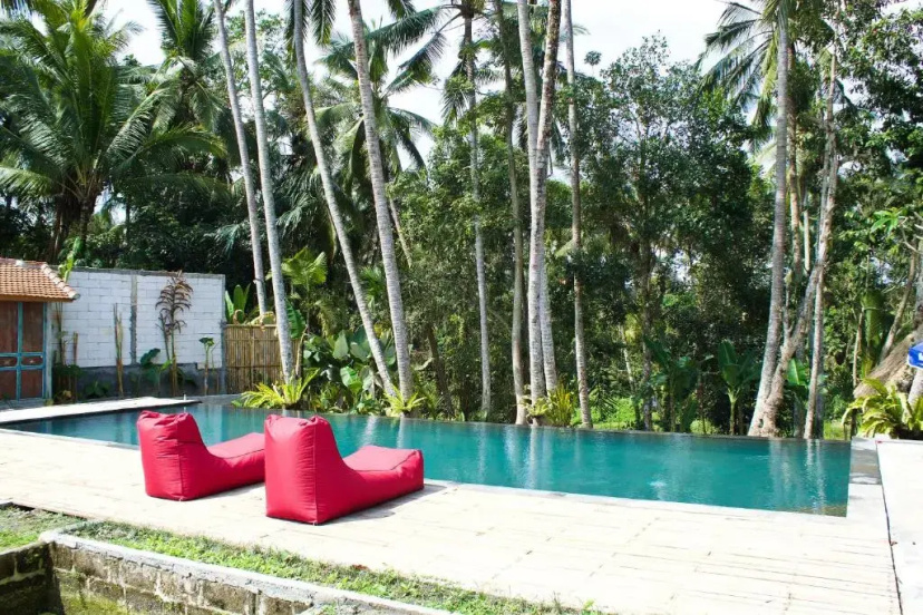 Kishi-Kishi Suites Ubud by EPS — отель с удобным расположением в Убуде