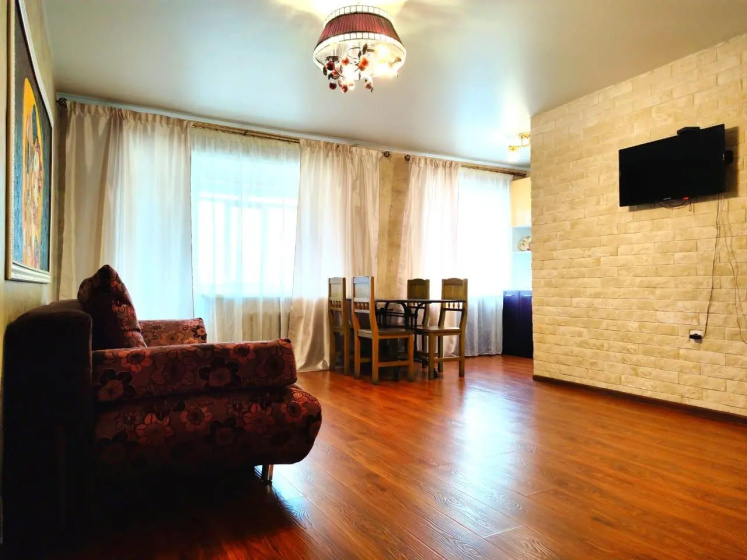 Цены на Sweet Home Apartments на улице Лисицина в Ярославле