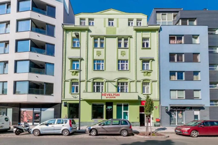 Revelton Studios Prague — отель с удобным расположением в Праге