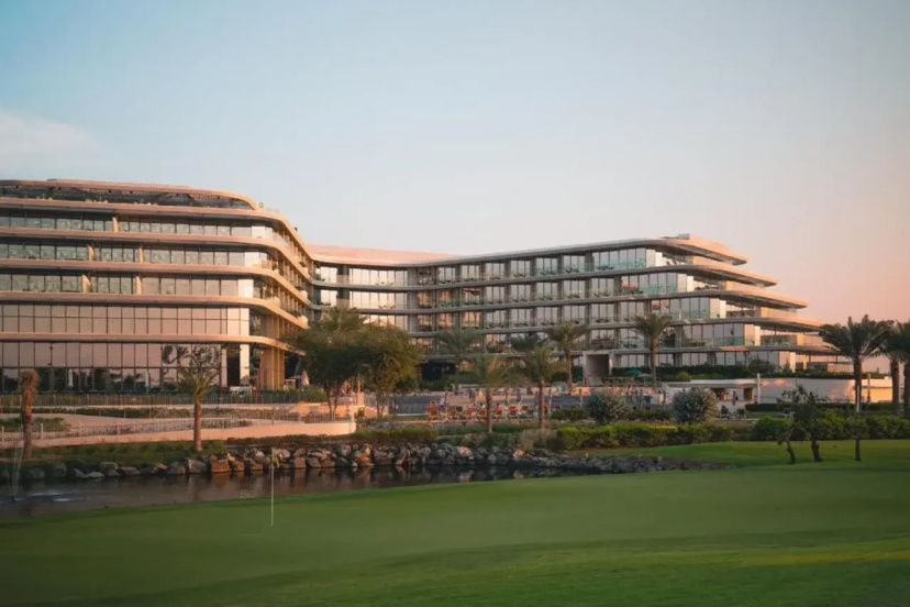 JA Lake View Hotel, Dubai — отель рядом с интересными местами в Дубае