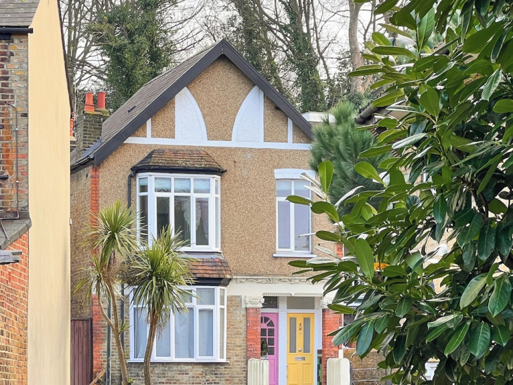 Цены на Historic 3-Bedroom Home in the Heart of Greenwich в Лондоне