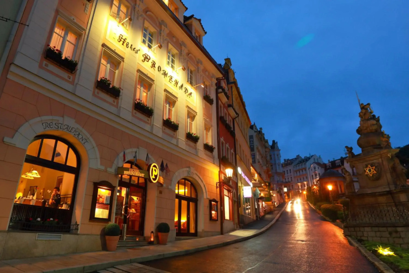 Promenada Romantic Hotel — отель в Карловых Варах, Чешская Республика