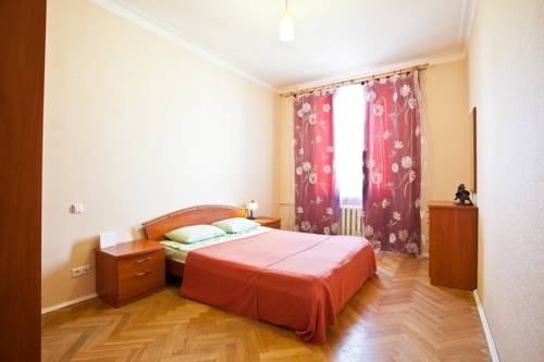 Historic Center Apartment — отель с удобным расположением в Минске