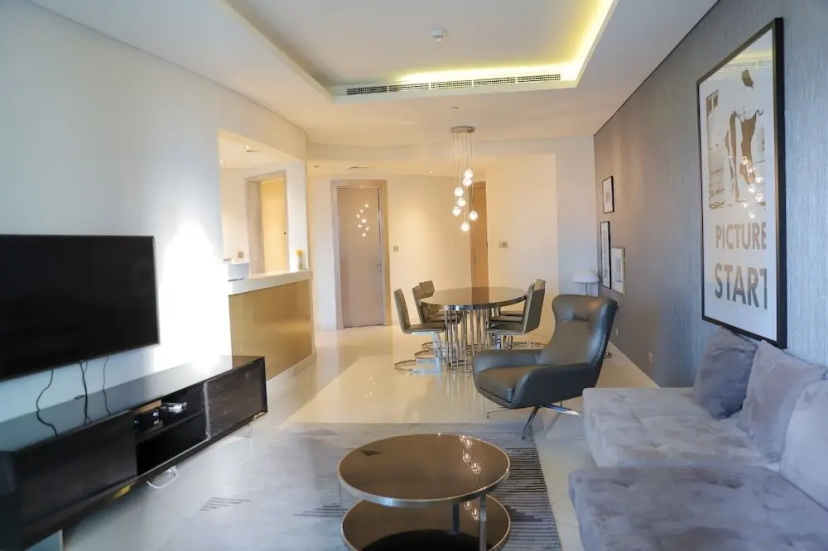 Fully Furnished 3 Bedroom in Paramount Prime Location Spacious Layout — комфортный отель в Дубае