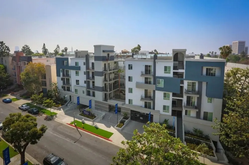 Prime Walking Distance to UCLA N309 — отель в Лос-Анджелесе, Соединенные Штаты Америки