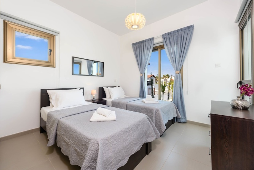 Kymma Villa 4 — забронировать отель в Айя-Напа
