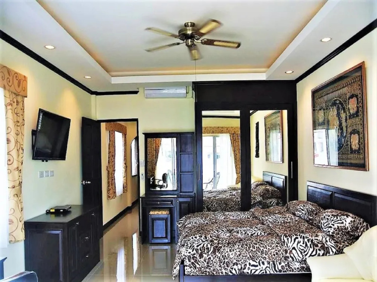 Pool View Apartment — комфортный отель в Паттайе