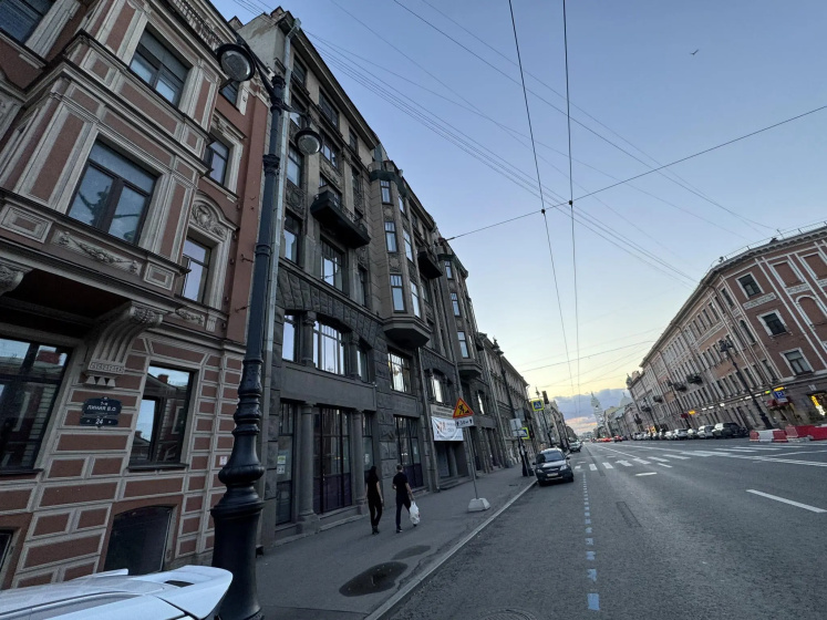 Цены на Апартаменты на 1-ой линии Васильевского острова в Санкт-Петербурге