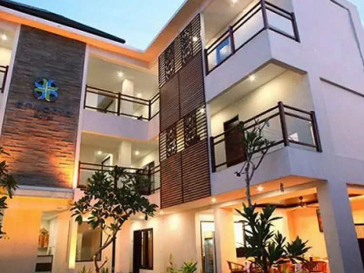 Anucara Hotel — забронировать отель в Кута