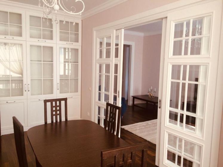 Elite 3 bedroom gated apartment — отель с удобствами в Алматы