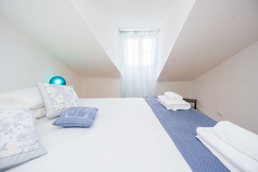 Comfortable and Trendy Lisbon Apartment — отзывы гостей и цены