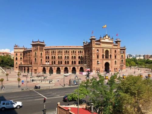 Apartamentos Las Ventas — комфортный отель в Мадриде
