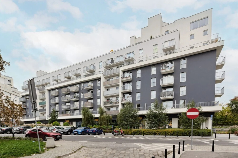 Warsaw Sokołowska Apartment by Renters — отель с удобствами в Варшаве
