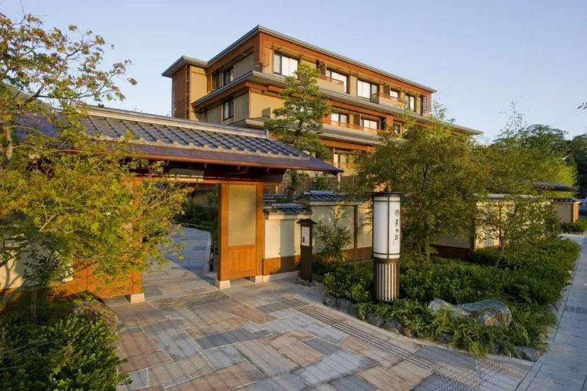 Kadensho, Arashiyama Onsen, Kyoto - Kyoritsu Resort — отель рядом с интересными местами в Киото
