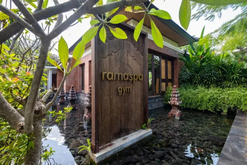 Rama Beach Resort and Villas 4 — отель в Кута, Индонезия