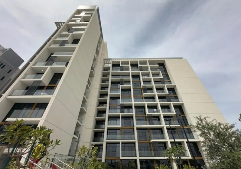 Aya - Exquisite 2BR Apt at Prive Residences, Dubai Hills — отель с удобствами в Дубае