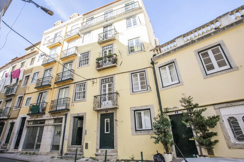 LxWay Apartments Condessa 1º Andar — отель с удобствами в Лиссабоне