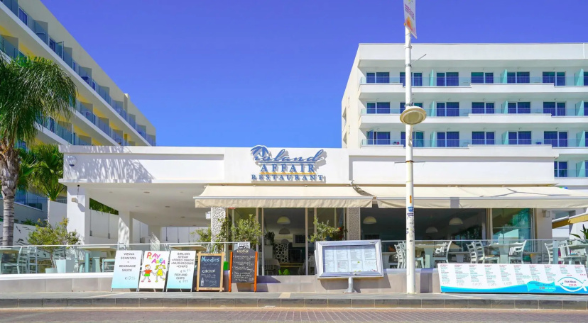 Melini Hotel Suites — отель в удобной локации в Протарас