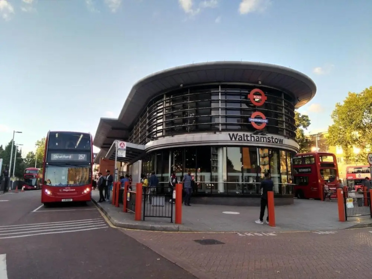 Studio in the Heart of Walthamstow Village — отель в Лондоне, Соединенное Королевство