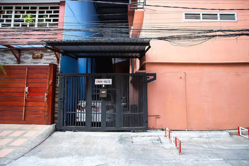 Ink 18/2 Hostel (Sukhumvit  22) — забронировать отель в Бангкоке