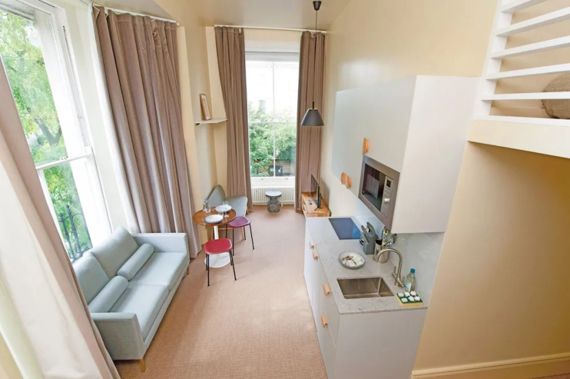 Spacious Studio Suite Near Regents Park — комфортный отель в Лондоне