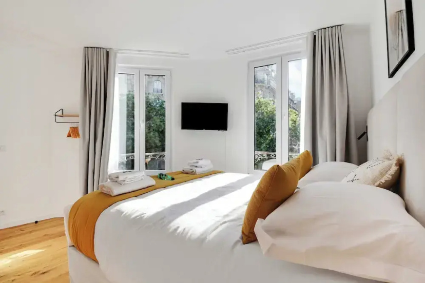 Chic Apartment - 1br/4p - Sacre-coeur — отель с удобным расположением в Париже