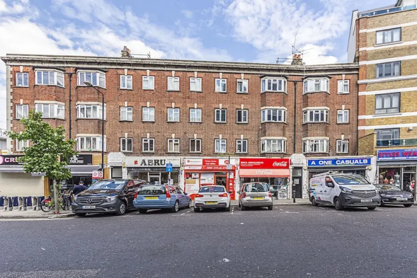 Цены на Modern City Apartment Aldgate в Лондоне