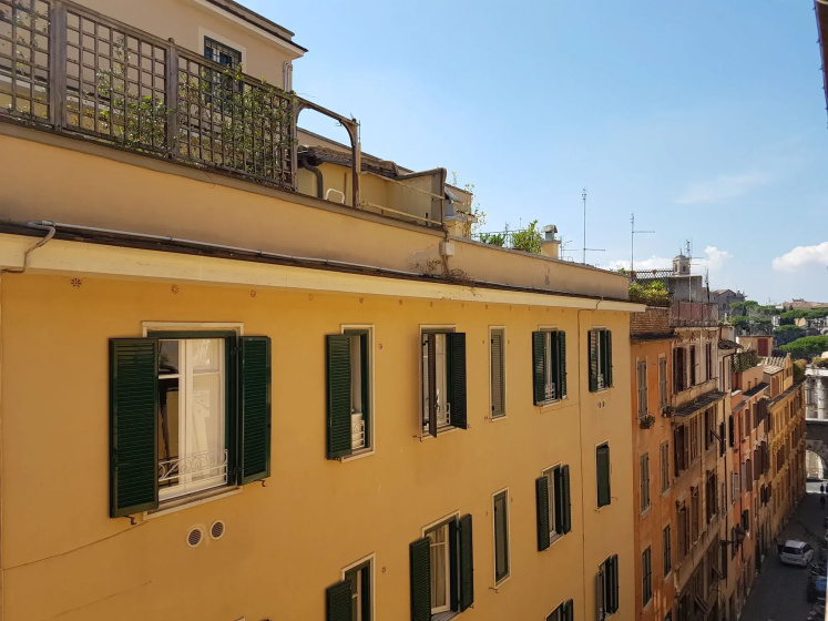 Apollo Apartments Colosseo — отель с удобным расположением в Риме