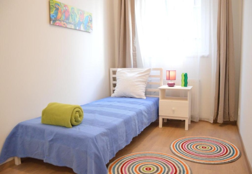 Two Bedroom Apartment at Bajcsy — отель с удобствами в Будапеште