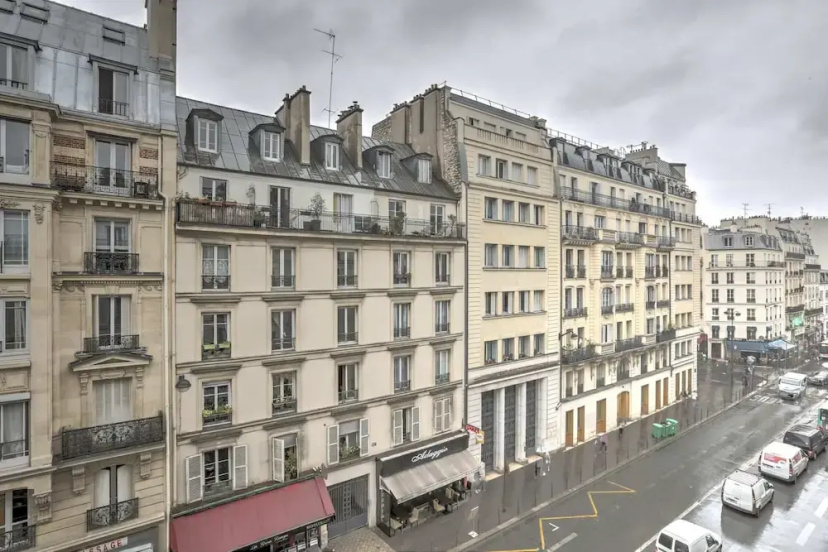 Ideal 3BR Apartment on La Fayette — отель с удобным расположением в Париже