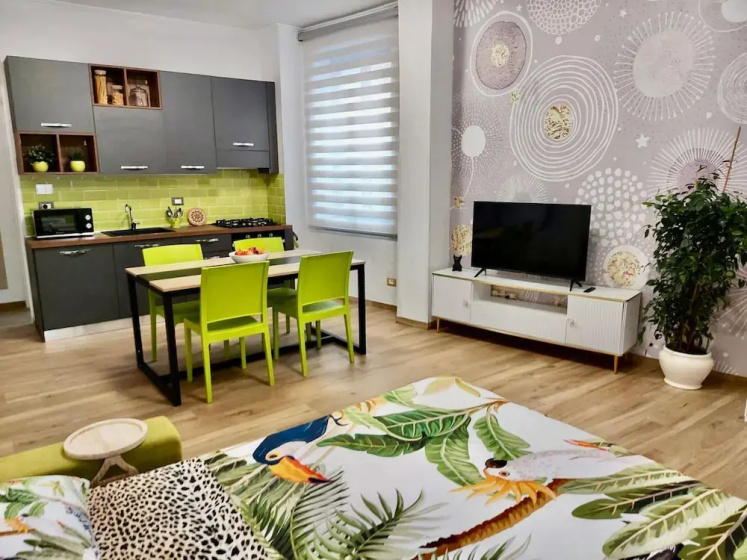Happy Days! Cozy Roma Retreat Private Apartment in Heart of the City — отель с удобным расположением в Риме