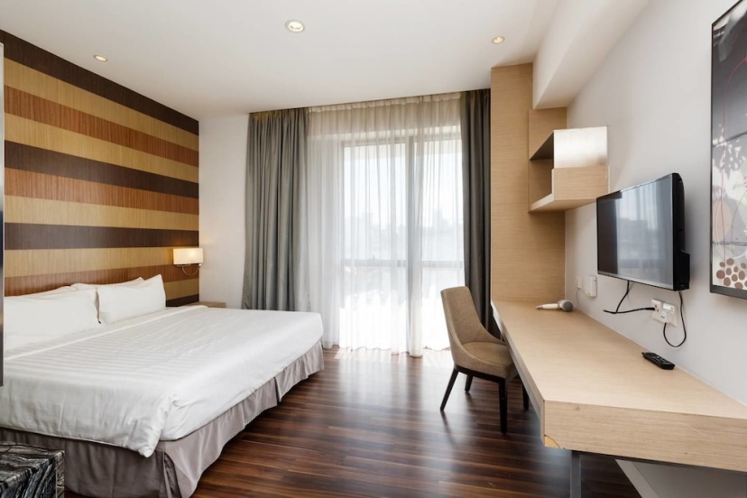 Breathtaking Infinity Pool Studio in Bukit Bintang — отель с удобным расположением в Куала-Лумпуре