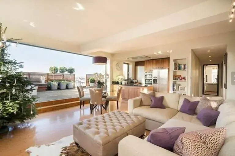 2 Bed Luxury apartment in Bayswater - amazing terrace views from 7th floor — отель с удобствами в Лондоне