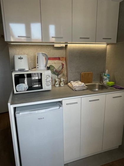 Slavija Square Apartments 3 — отель в Белграде, Сербия