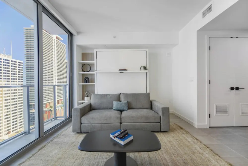 Amazing Apartments with city Views — забронировать отель в Майами