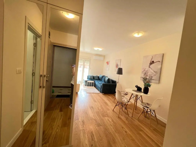 White Homes 50 - Central Point — забронировать отель в Подгорице