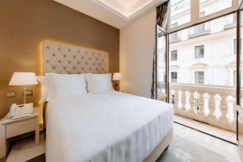 Aleph Rome Hotel, Curio Collection by Hilton — отель в удобной локации в Риме