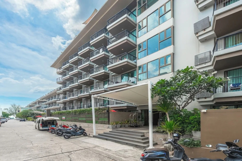1BR with Pool 3 Min Walk to Beach  C197 — комфортный отель в Патонг