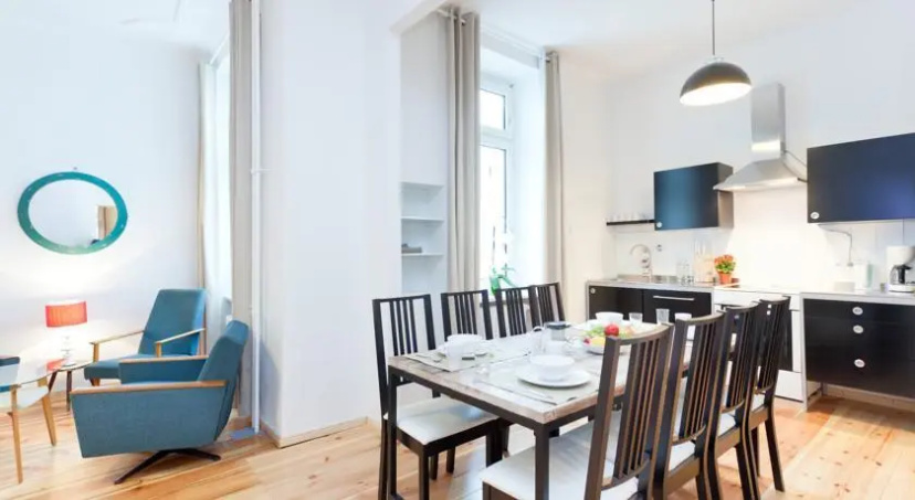 Cozy & Spacious in Mitte, Wedding — отель в Берлине, Германия