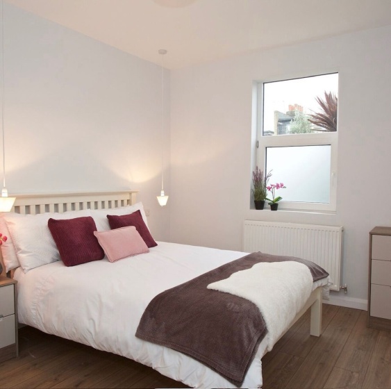 Beautiful 2-bed Apartment in London — отель с удобствами в Лондоне