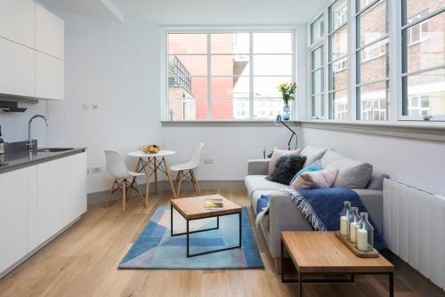 Tower Hill Apartments — отель с удобствами в Лондоне