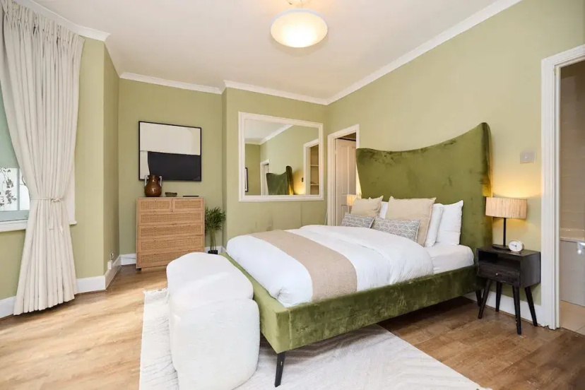 Kensington Garden Flat with Office 2 — отель в Лондоне, Соединенное Королевство