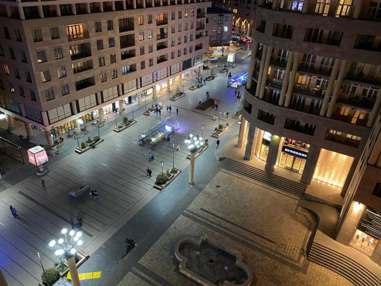 Northern Avenue, 2 bedrooms Luxury & GRAND apartment HH555 — забронировать отель в Ереван