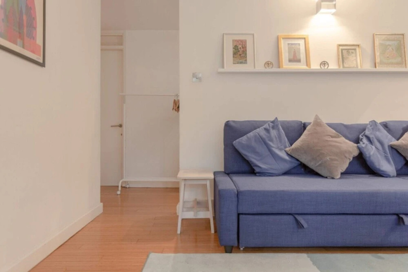 Elephant and Castle 2 Bedroom Apartment — отель с удобствами в Лондоне