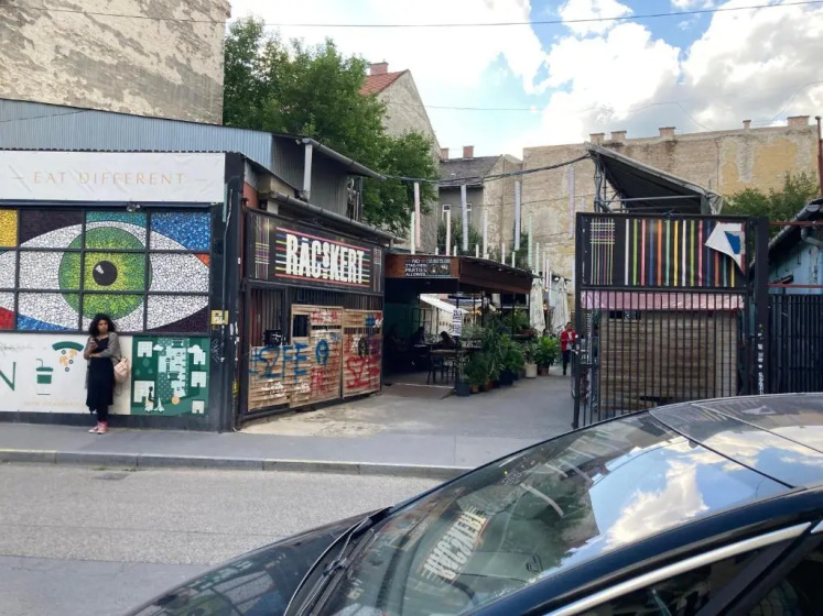 Casa Nora — отель в Будапеште, Венгрия