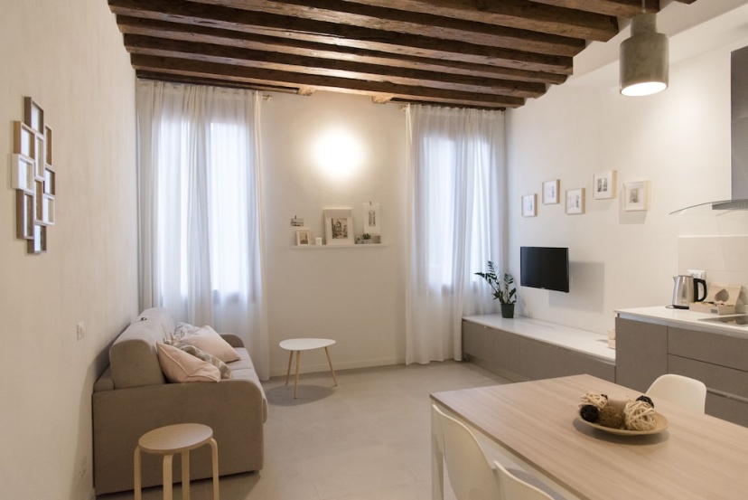 Mirandolina apartment — отель в Венеции, Италия